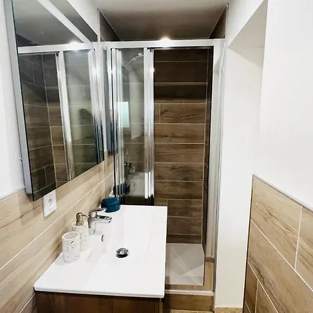 - Le Citronnier Pres Des Plages Hyères